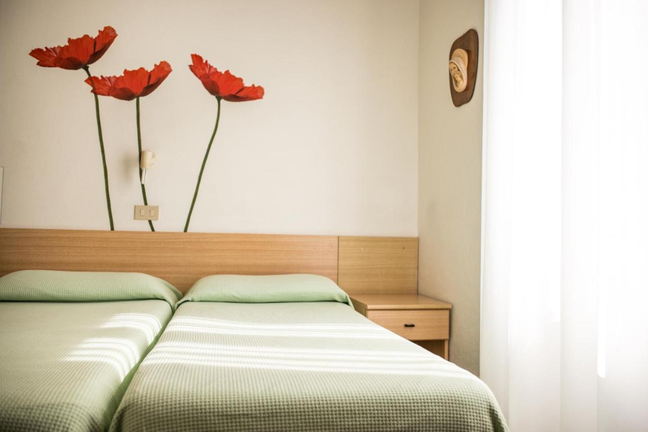 פינאלה ליגורה Hotel Cynthia מראה חיצוני תמונה
