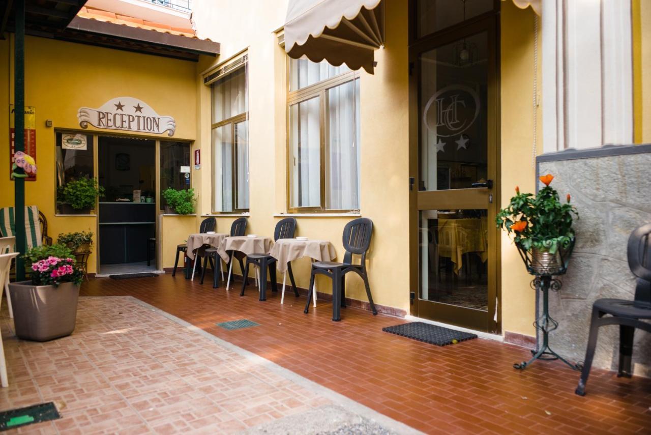 פינאלה ליגורה Hotel Cynthia מראה חיצוני תמונה